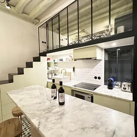 Cosy Flat In Marais 아파트 파리